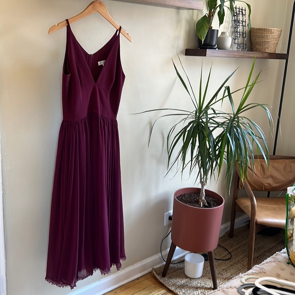 Dress the Population Dresses & Skirts - Dress the Population Burgandy Maroon Dress